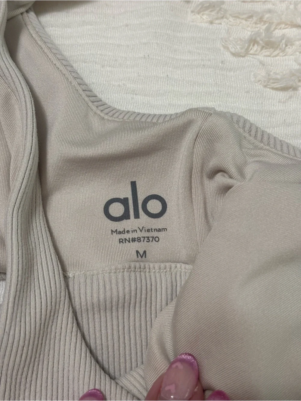 ALO Yoga Ribbed slit bra